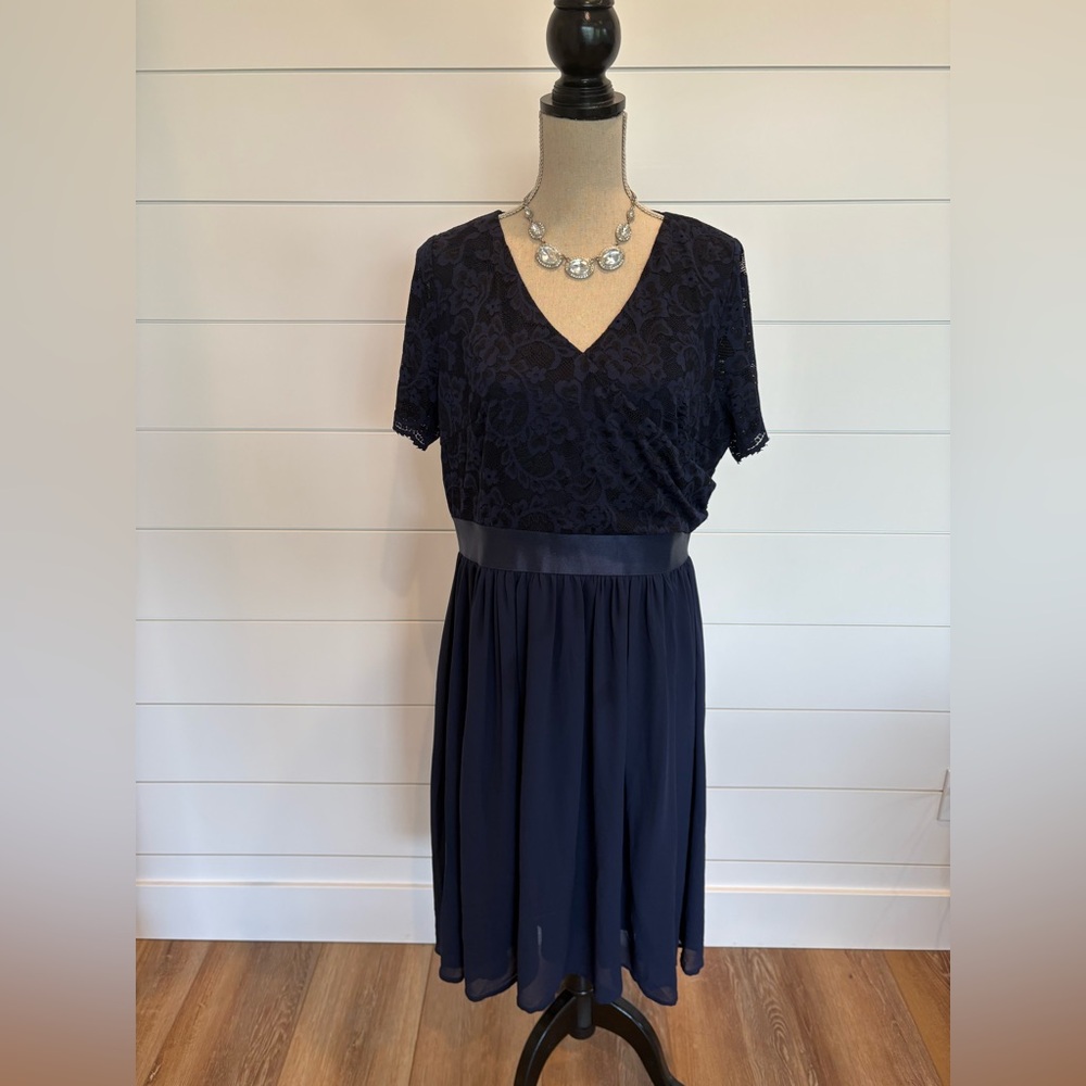 Miusol Women's Plus Size Navy Floral Lace with Chiffon A-Line Cocktail Dress NWT